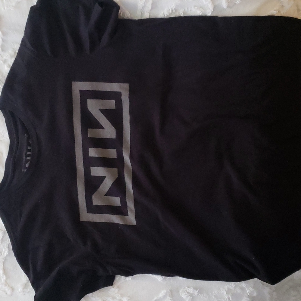 NINE INCH NAIL T SHIRT!